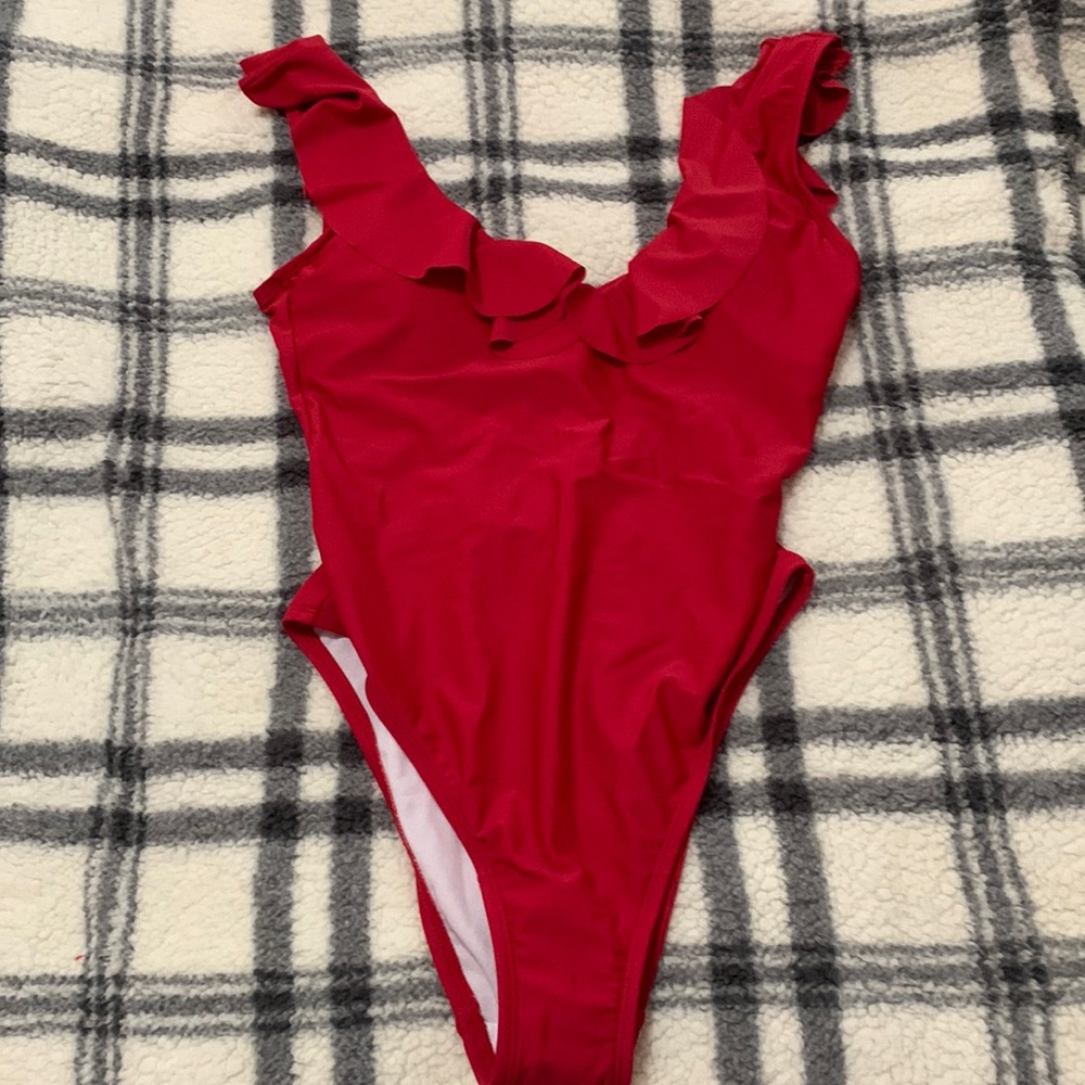 Women’s One Piece Ruffled Bathing Suit